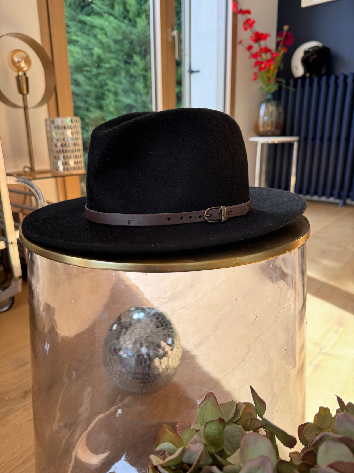 Chapeau Cath noir — vue du chapeau 4 #Coloris_noir